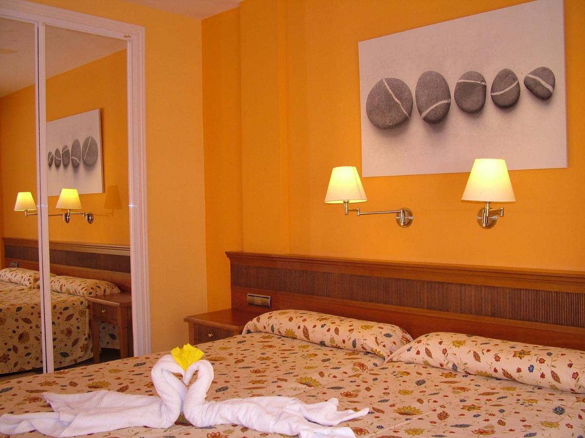 Playa Cancajos.- BreNa Baja  Aparthotel El Cerrito מראה חיצוני תמונה